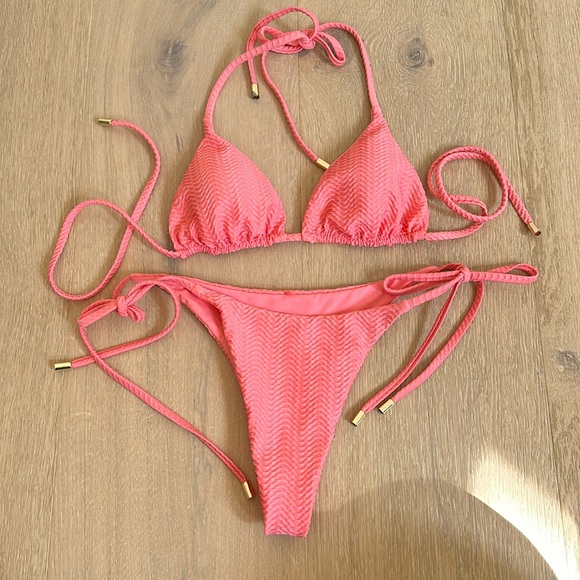 Monday Swimwear Bikini Set - Picture 3 of 10